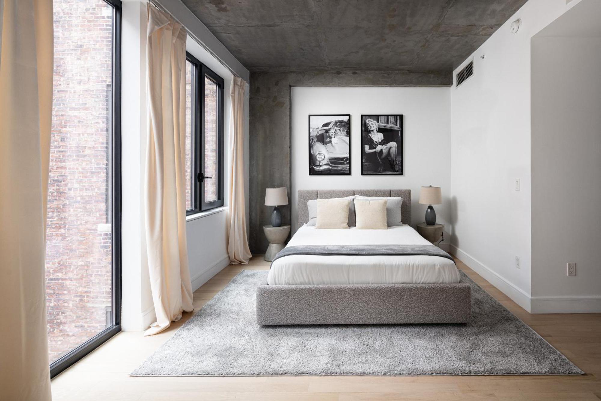 Charming Penthouse New York